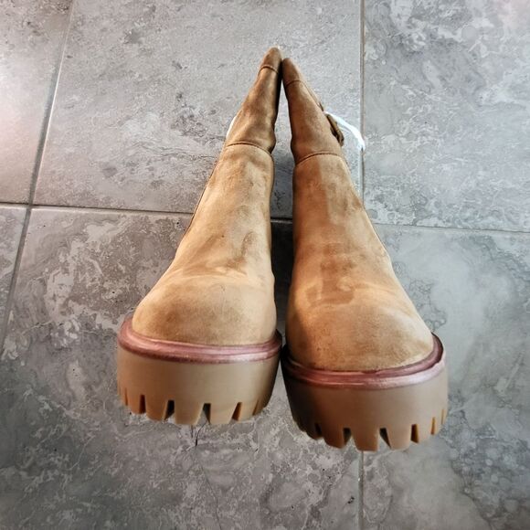 Veronica Beard Hannigan Suede Platform Boots in Hazelwood, New, Size 11 - Picture 9 of 15